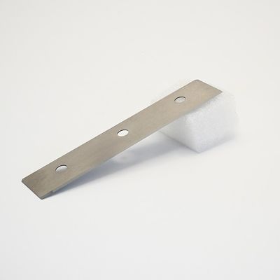 Persoonlijke gecementiseerde wolfraamcarbide legering Drie-gat chemische vezelslijter lemmet Stoffenfilm snijmachine industriële mes