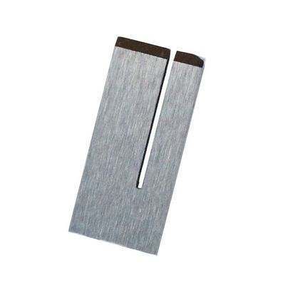 Op maat gemaakte synthetische vezelsnijmessen van wolfraamcarbide-legering voor het snijden van synthetische vezels in de textielindustrie