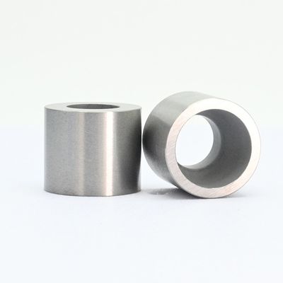 Pomptoepassing Cylindrische koolstofcarbide-hulzen Klasse YG8/YG9C/YG11C Langdurige prestaties