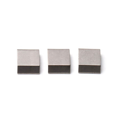 Aangepaste met hardmetaal gesoldeerde punten van wolfraamcarbide met hardheid YG8, compressieweerstand en vierkante vorm voor het snijden van steen
