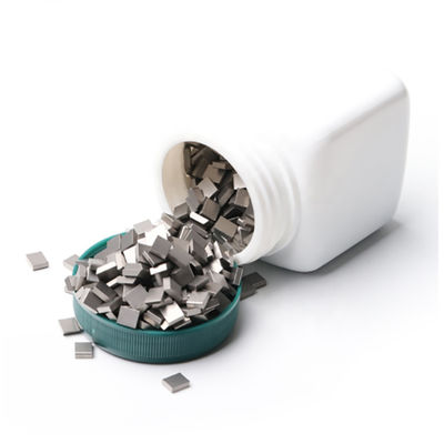 Aangepaste met hardmetaal gesoldeerde punten van wolfraamcarbide met hardheid YG8, compressieweerstand en vierkante vorm voor het snijden van steen