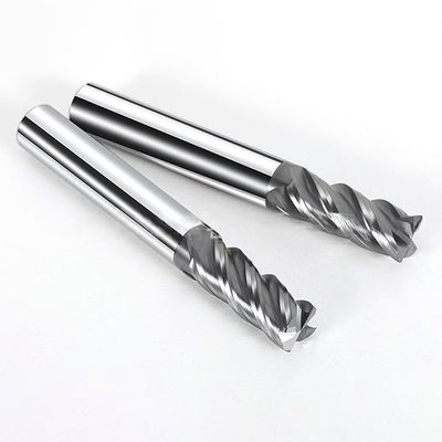 35° Spiraalhoek 0,6um Korrelgrootte 1-12mm Snijdiameter Wolframcarbide Vingerfrees voor CNC-bewerking
